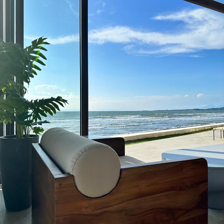 Tana Beach Villas Lian Eksteriør bilde