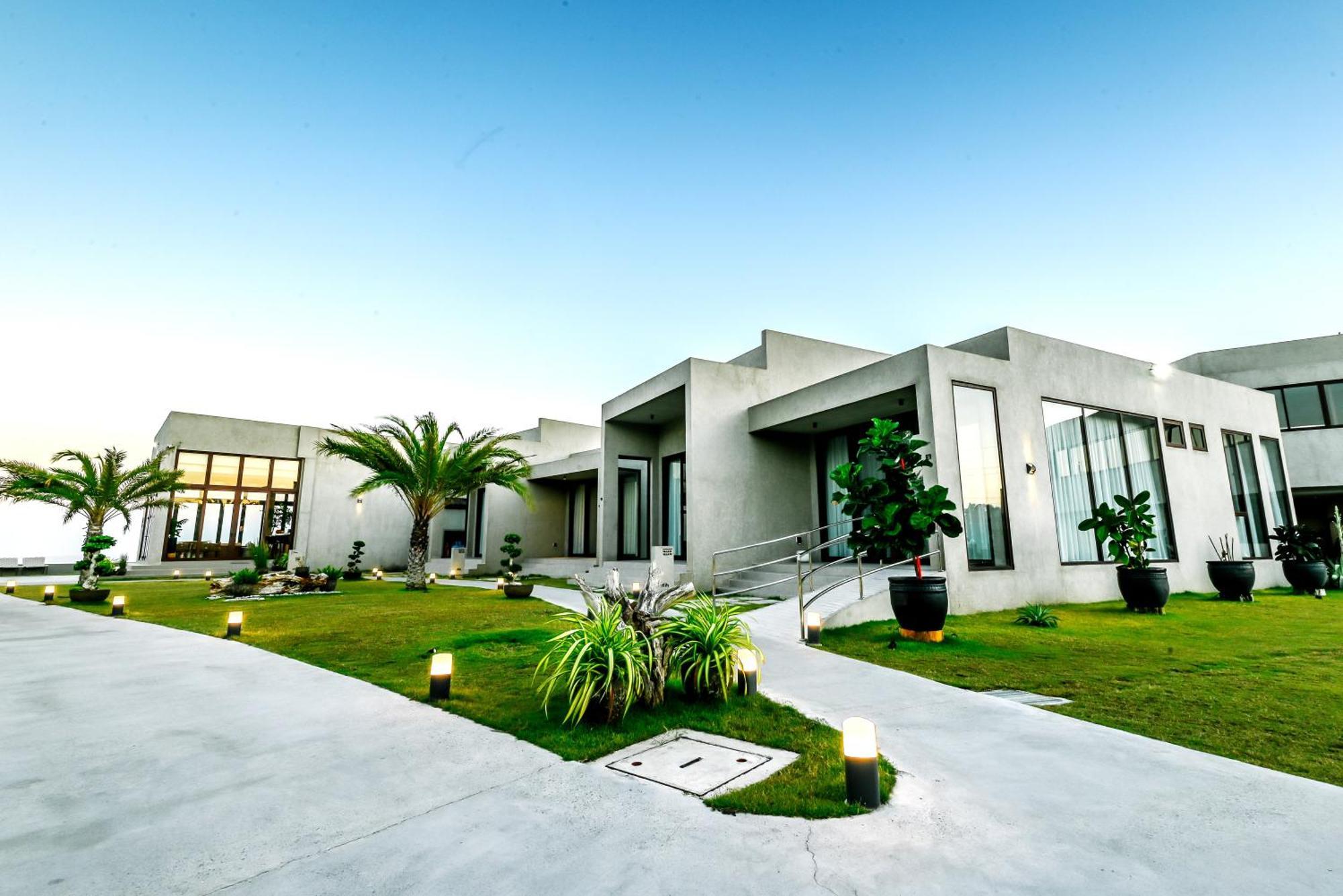 Tana Beach Villas Lian Eksteriør bilde